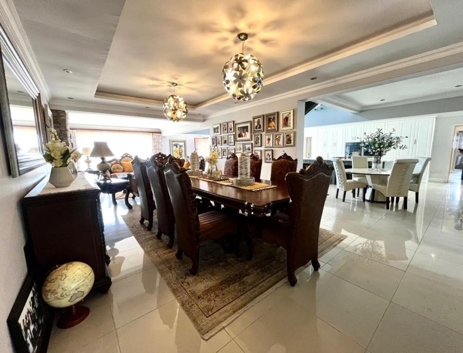 6 Bedroom Property for Sale in Gonubie Eastern Cape